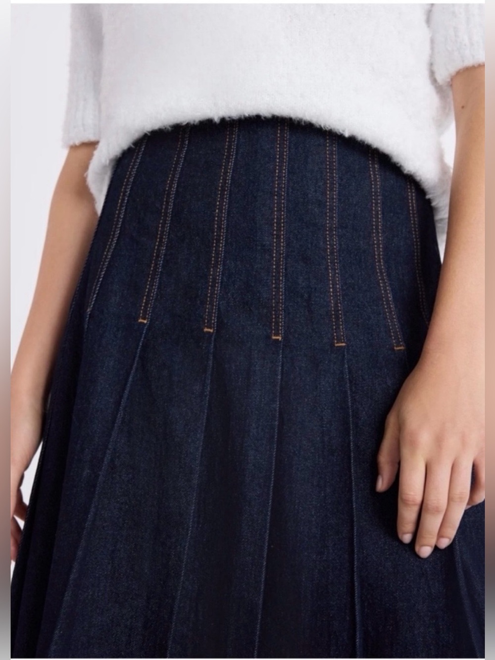 Free Assembly Stitch Pleated Dark Blue Denim Midi Skirt - Picture 4 of 16